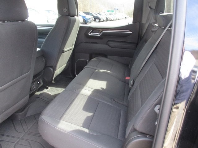 2022 Chevrolet Silverado 1500 "4WD CREW CAB 147"" LT W/1L"